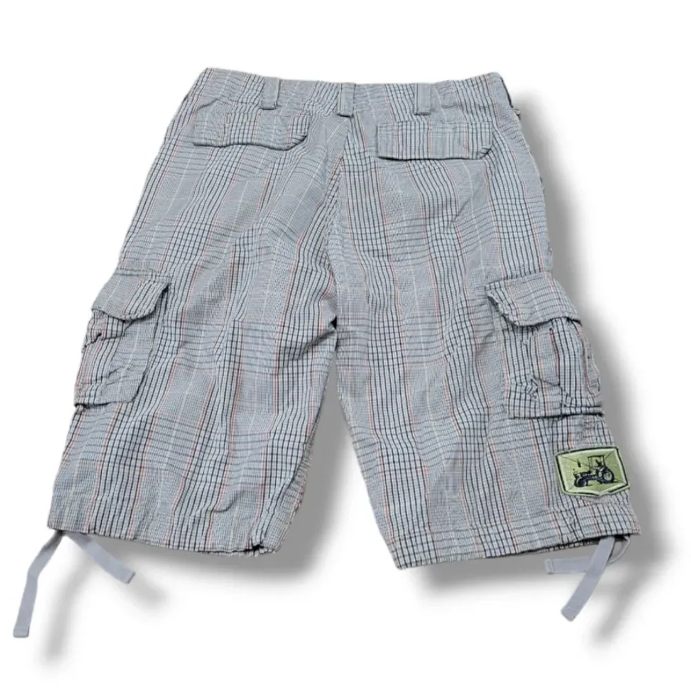 Tank Farm Shorts Size 30 W30